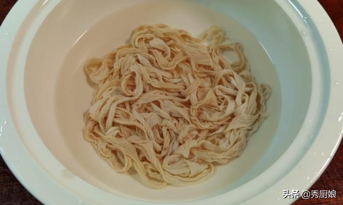 想灌香肠的肠衣,想要自己灌香肠需要准备什么东西