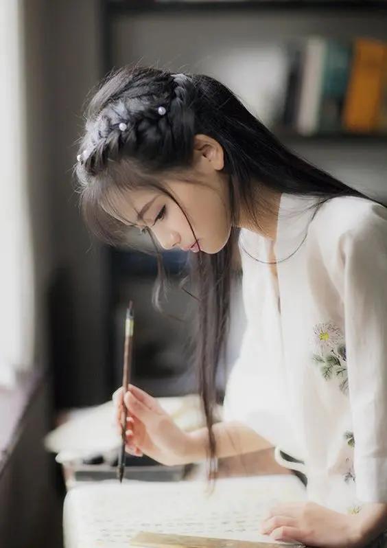 编讲故事素材,怎么快速编一个故事