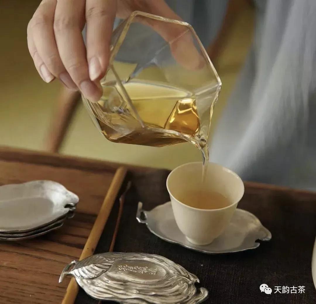 喉韵有什么特征和表现,喉韵是什么意思啊