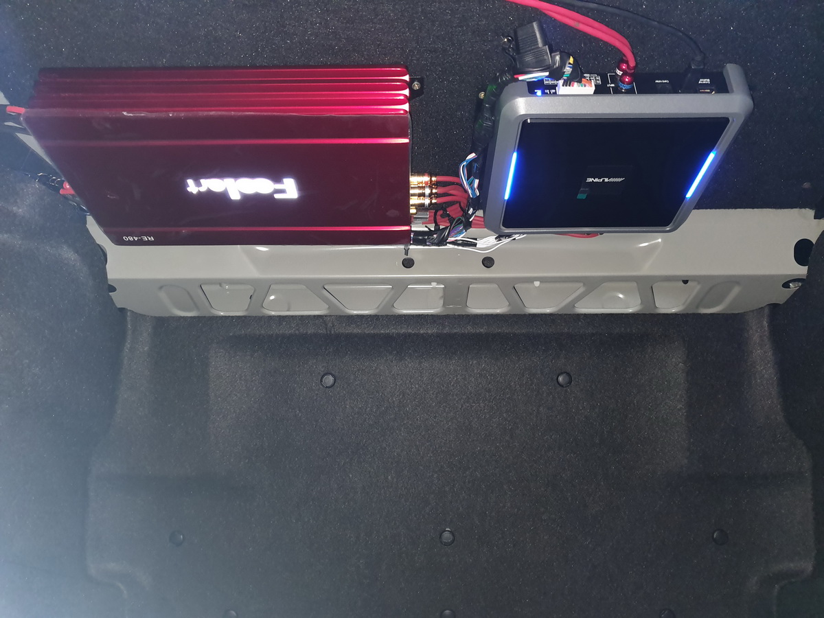 宝马5系专车专用汽车音响,成都宝马525音响改装