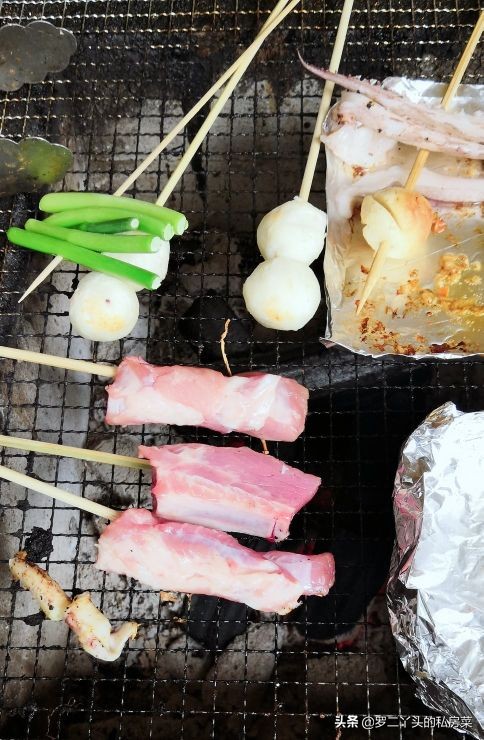 肉不挂糊也嫩的烧烤方法,好吃入味回味的烧烤撒料