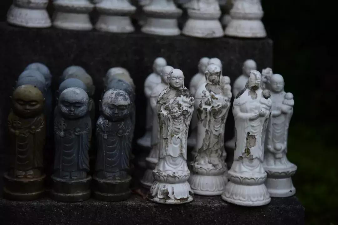 知道生气了但是不哄,佛法控制脾气的方法