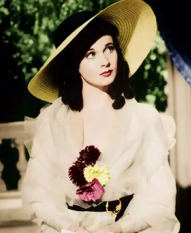 她是曾经被丘吉尔称为上帝的杰作的天才演员，为什么最后成了疯子