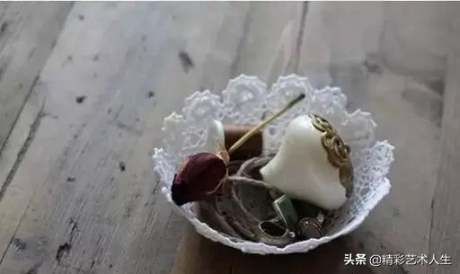 DIY|坏了的蕾丝衣服千万不要扔!