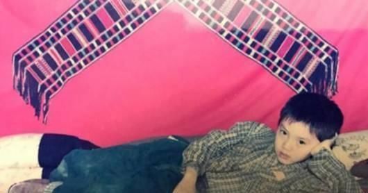 关晓彤父母去看鹿晗演唱会吗,关晓彤的爸妈看凤囚凰