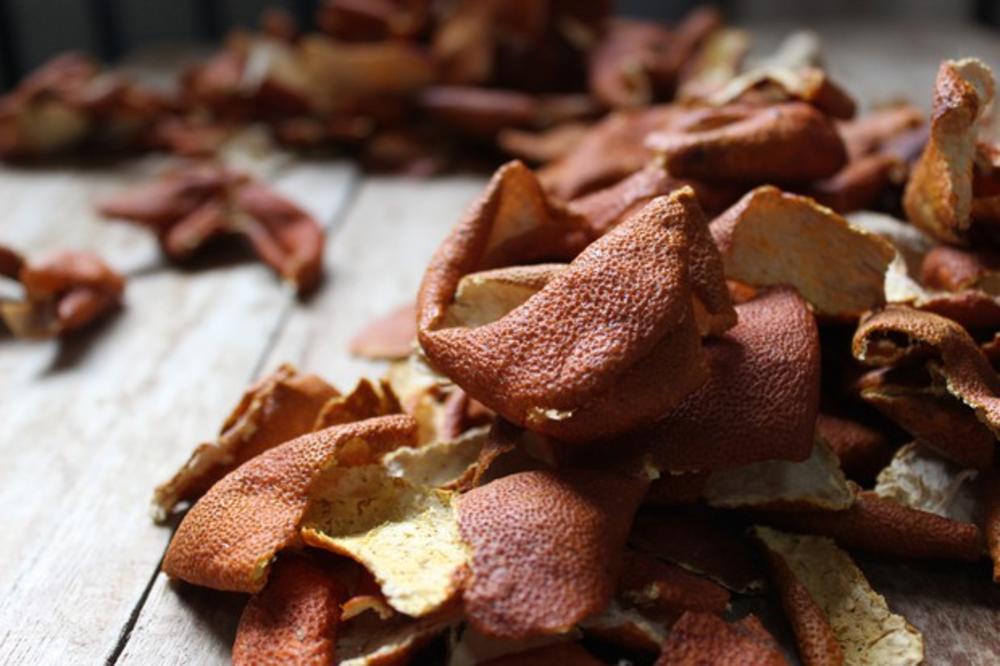 橘子皮晒干多长时间能泡水喝,橘子皮风干放三年