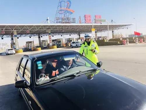 不娇气的女生让人喜欢,不娇气坚强勇敢的女生