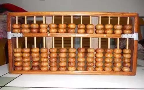 老算盘怎样分辨值不值钱,什么样的老算盘值得收藏