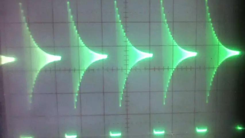 简单的三极管轻触开关电路,三极管开关电路100例