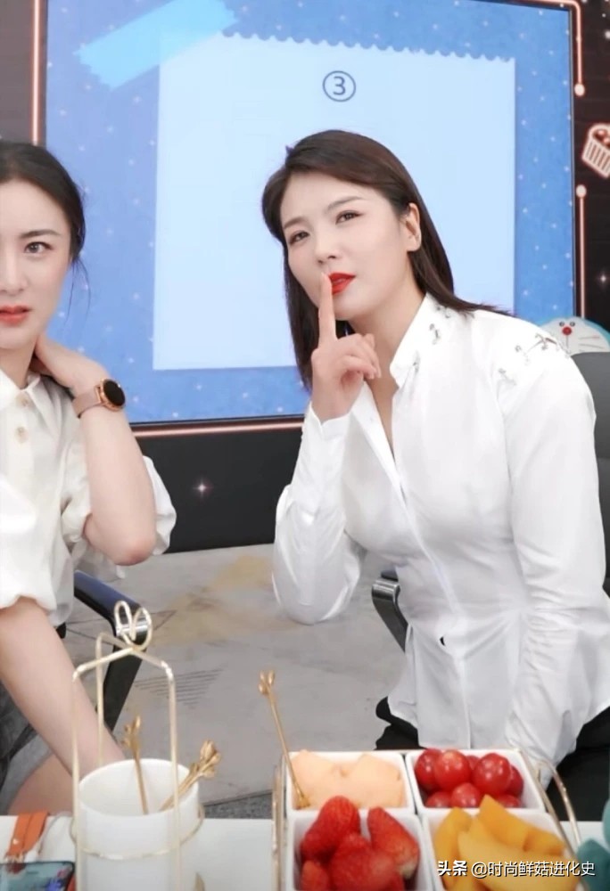 刘涛出道前胖了,刘涛宅家健身视频