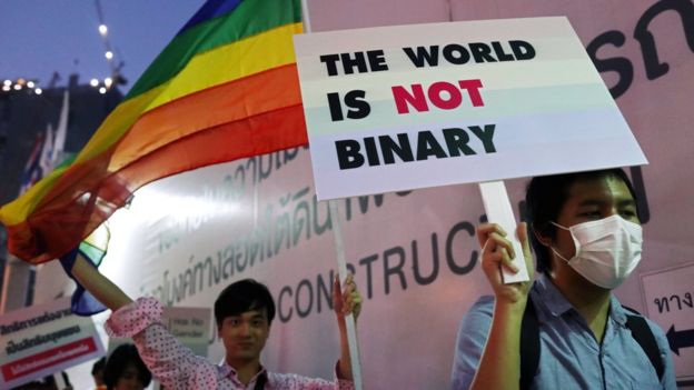 泰国同性婚姻合法化草案通过,佛系国度怎么看LGBT