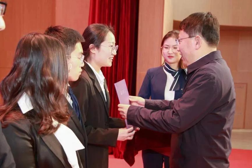 挑大学选专业推荐书目,北京建筑大学建筑专业排名