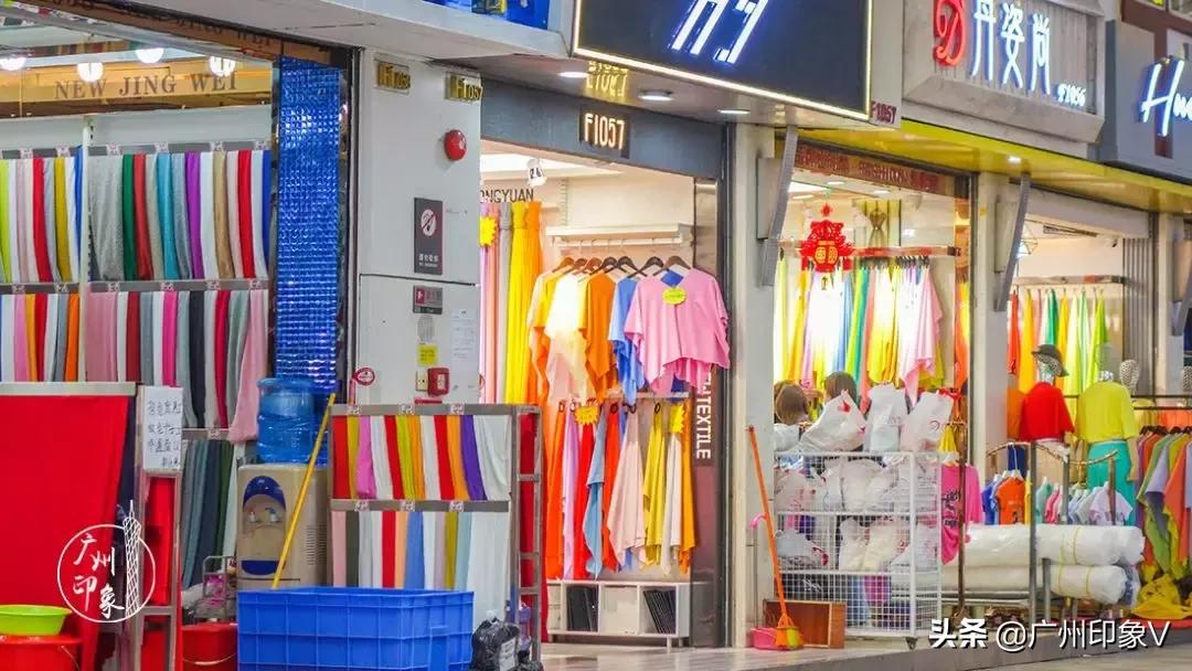 老板开1万底薪,老板开3000的工资干5000的活