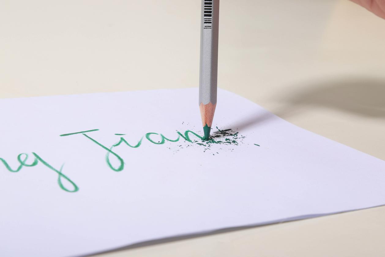 适合漫画用的铅笔,最好用的漫画美术铅笔