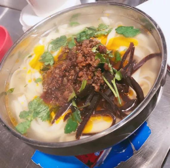 “大金链子小手表，一天三顿吃烧烤”徐州16家烧烤扛把子都在这儿