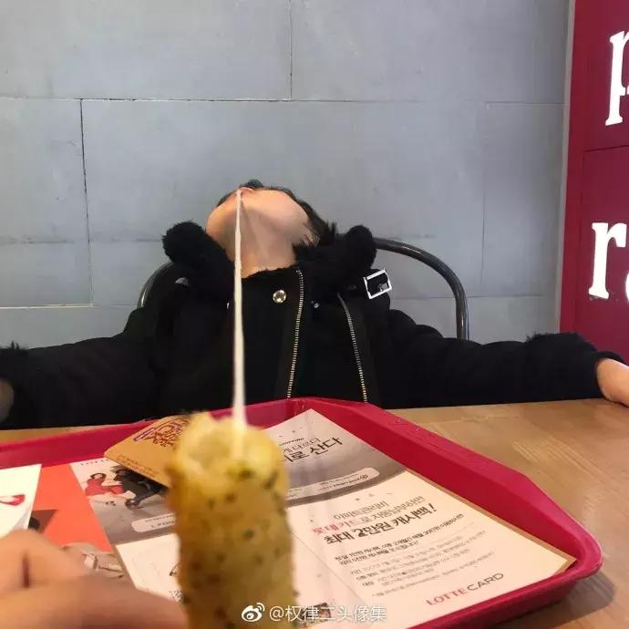 谢飞机随身携带的小绿包,谢飞机表情包视频