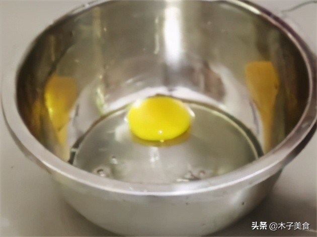 油条的家常做法简单又好吃,油条的家常做法放冰箱