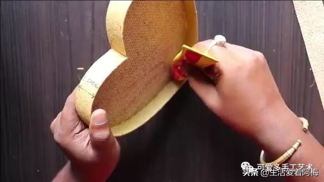 小型快递盒改造收纳盒好看又简单,心形收纳盒创意手工