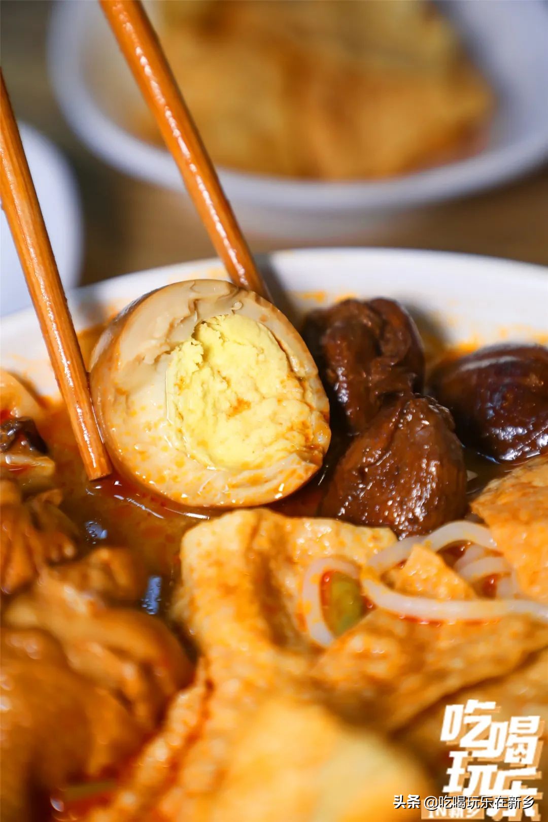 够狠！配料无限加！10余种卤味儿！新乡臭哥儿螺蛳粉拯救你