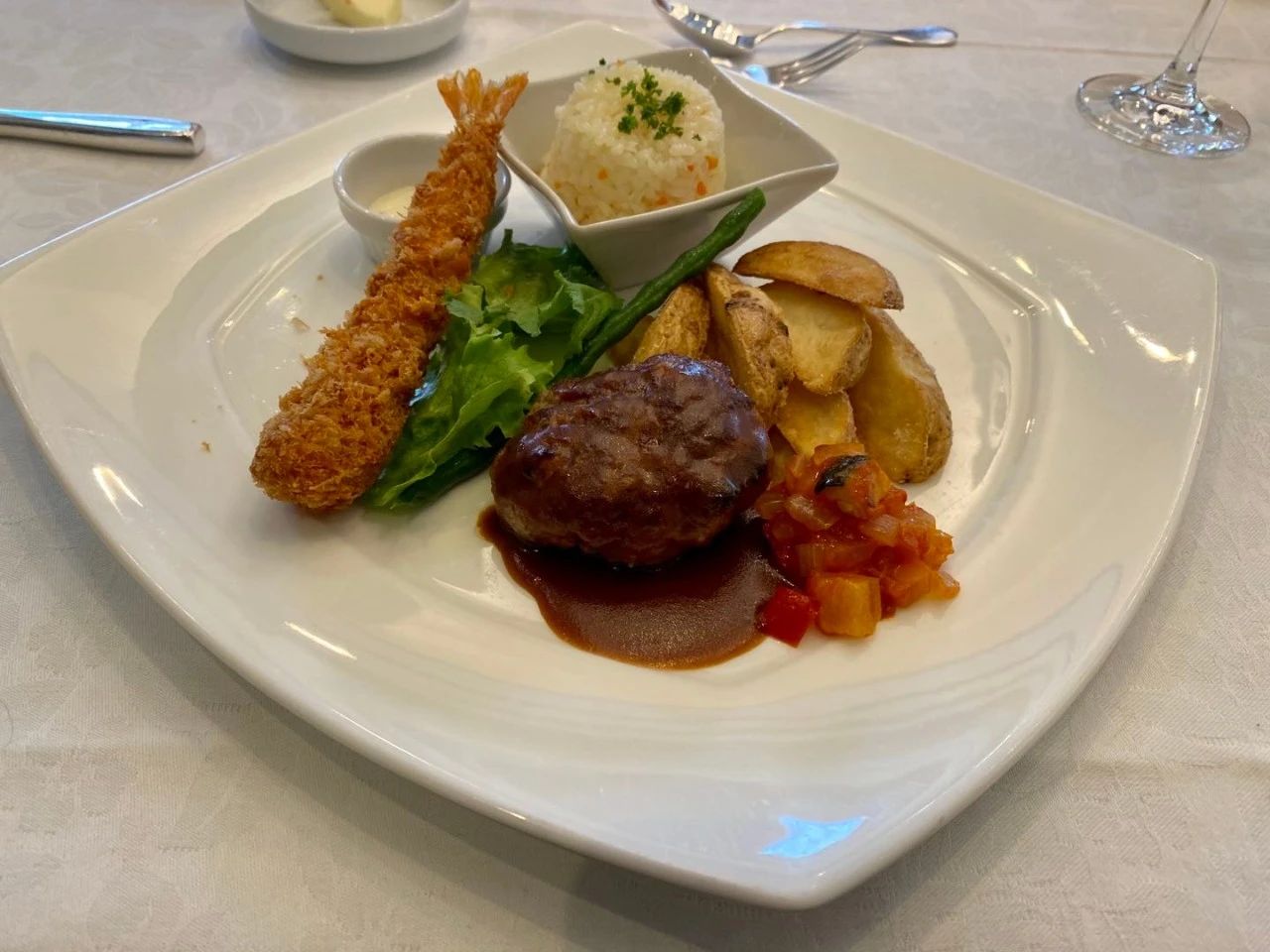 日本箱根最好的民宿,箱根芦之湖一日游