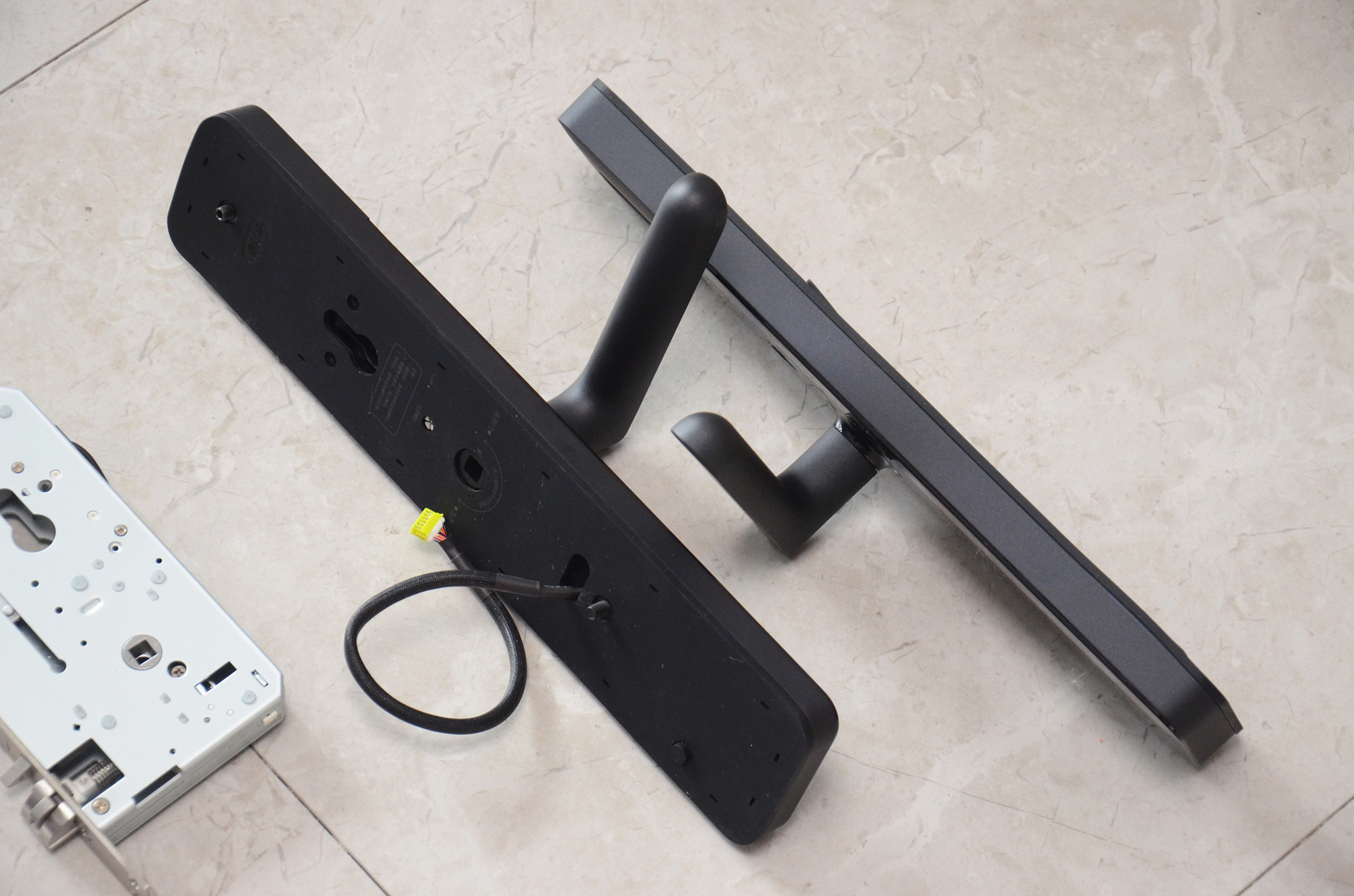 首发899元!小米新品评测:高配低价,年轻人的第一款智能门锁?