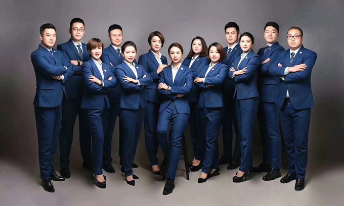 西服外套面料怎么选,西服套装定制什么面料最舒服