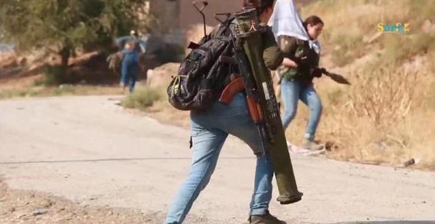 引狼入室，美国大发横财，库尔德反对美国控制油田：已求助无门