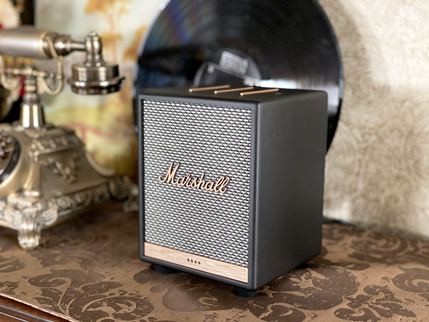 辉光钟！水轴键！轻薄笔电！一波实用又酷炫的七夕数码礼物推荐