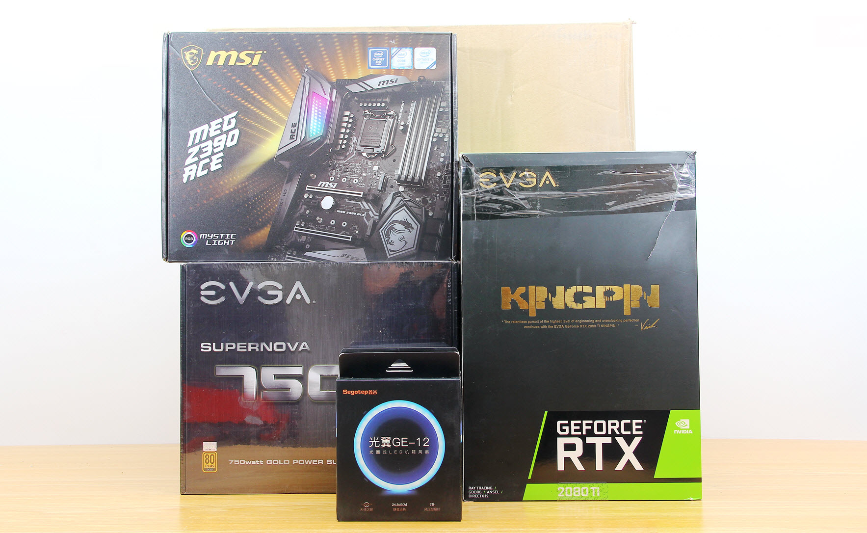 从此泡面伴余生…EVGAKINGPIN卡皇装机实录