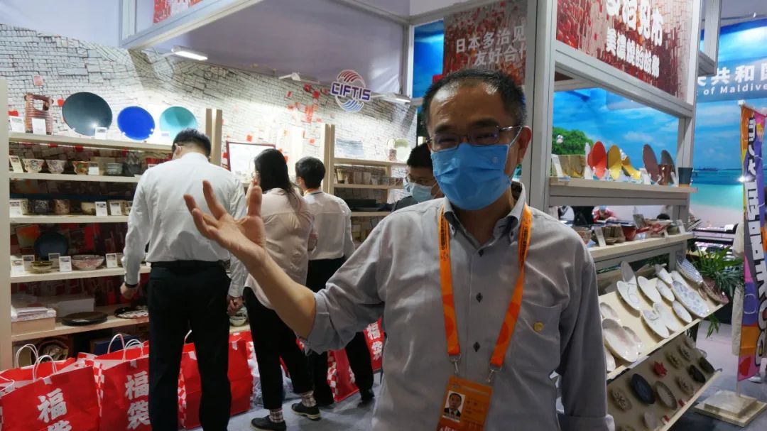 招财猫美浓烧服贸会日本展商拥抱中国电商