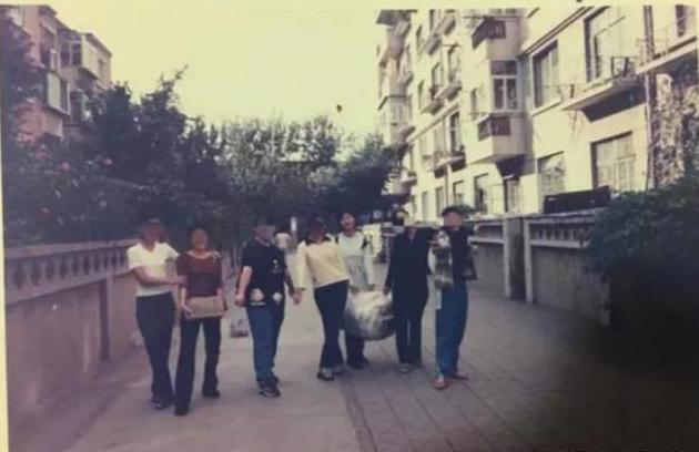 忘恩负义的白眼狼,曹教授是如何头也不回地走向不孝这条不归路的