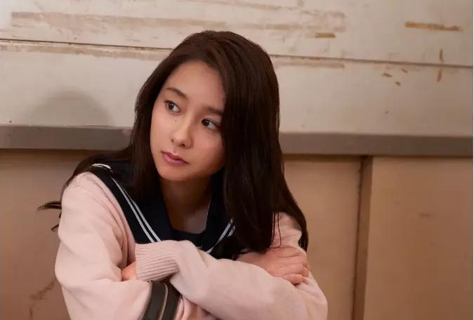 特殊时期，以性换租：25万女生把肉体贱卖给了房东