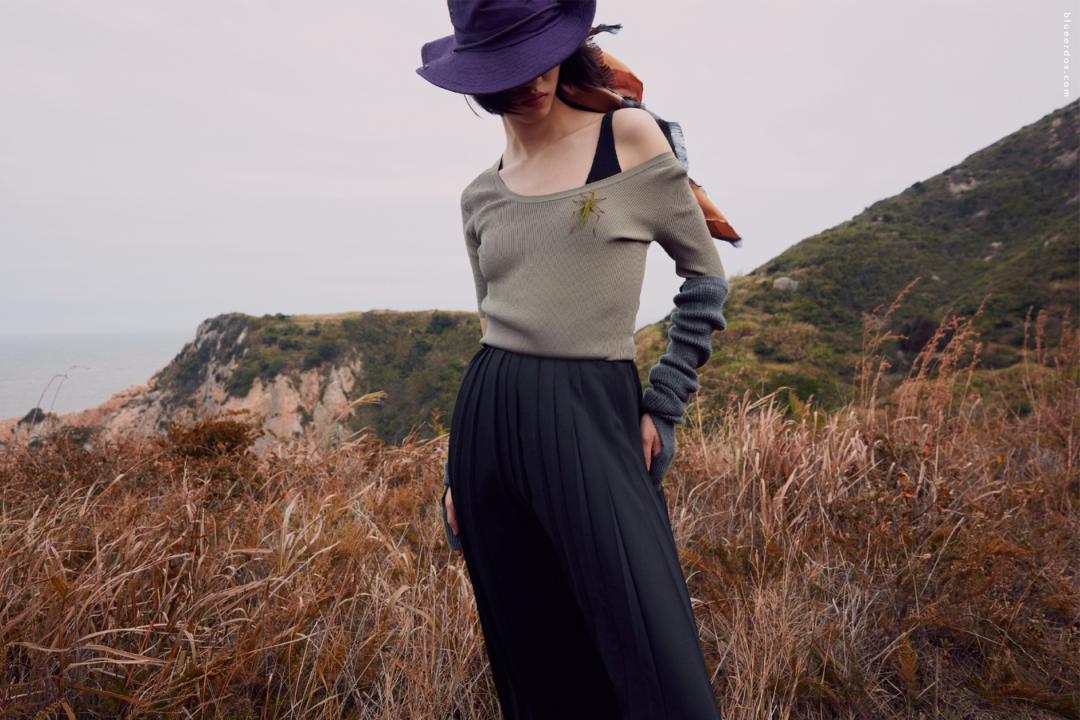 “穿着1万6的羊绒衫上班,老板夸我像章泽天”