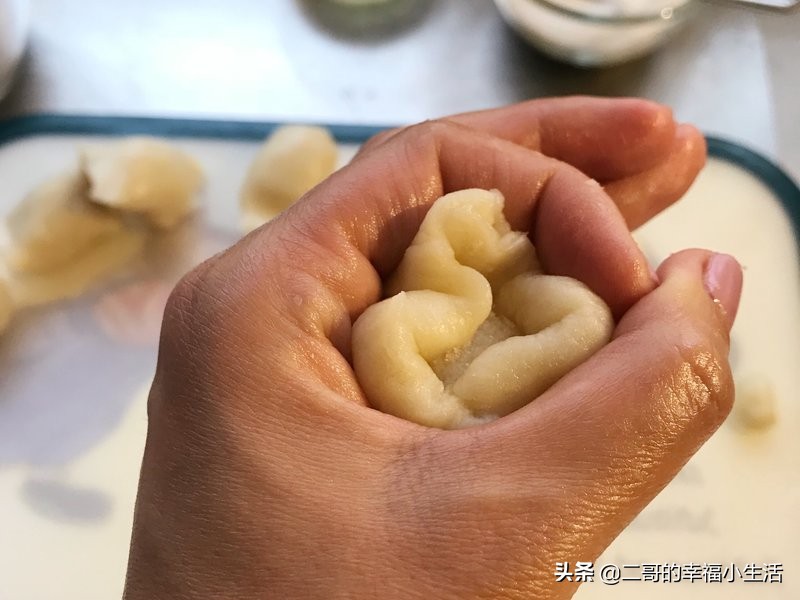 炸糖糕最简单的方法,炸糖糕鼓泡怎么回事