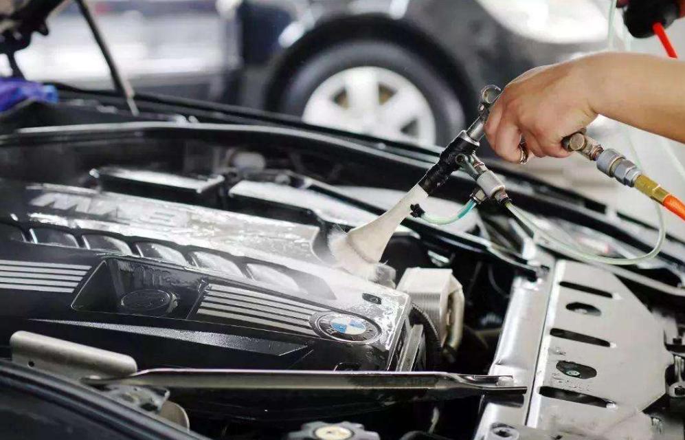 自己洗车里面的正确方法和步骤,自己洗车的正确方法和注意事项