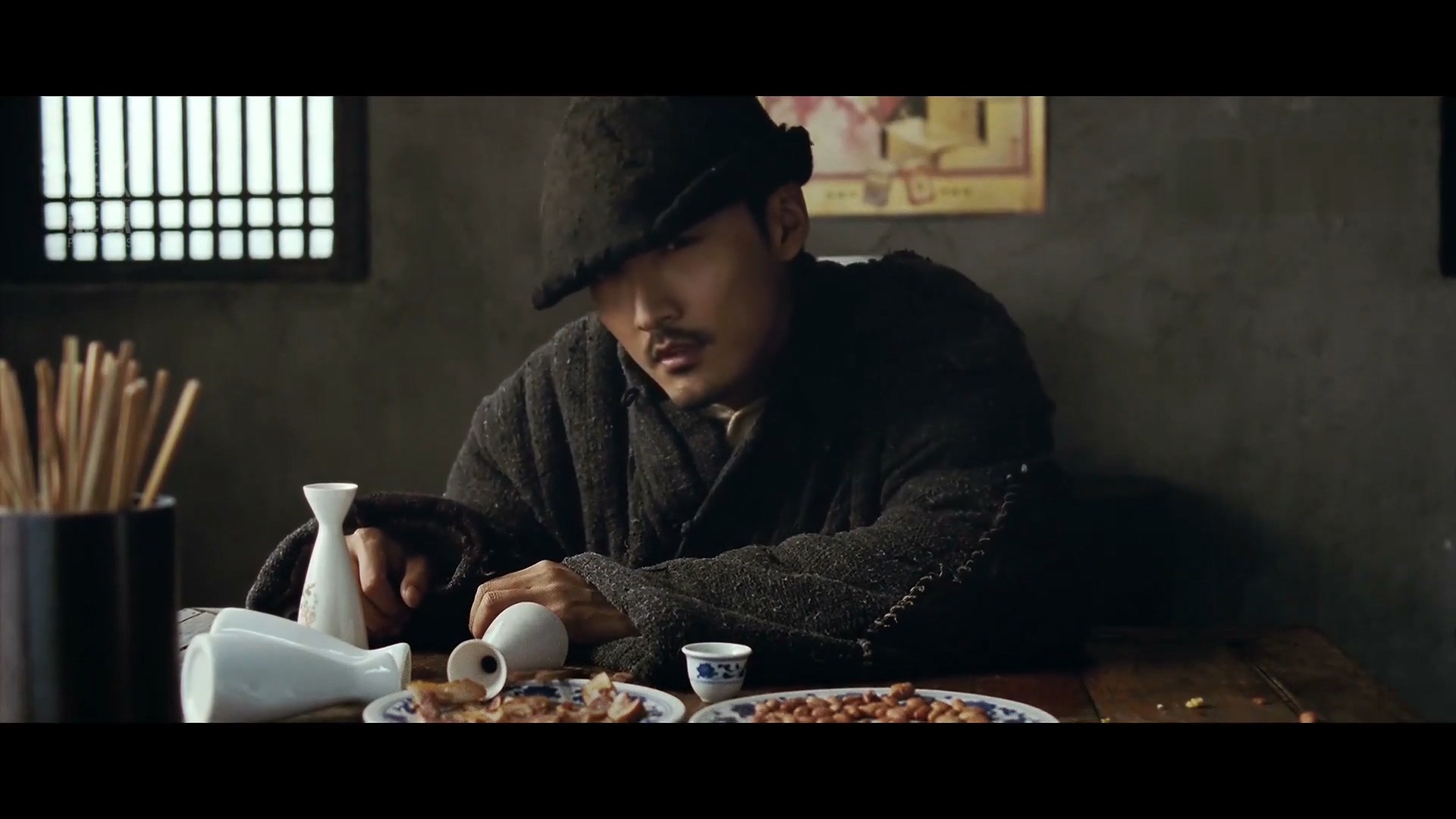 少年目睹姐姐被*暴强**深度抑郁，成为绝世高手却终究敌不过时代