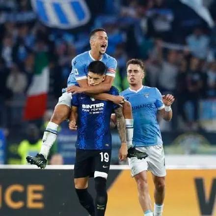 逗妹吐槽,为什么马奎尔这么烂还能踢