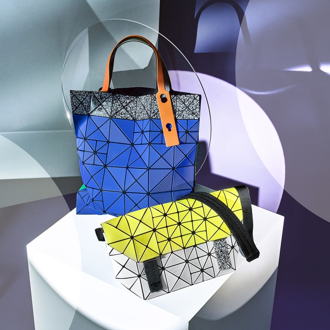 三宅一生的香水与包包,都没有易烊千玺身穿的三宅一生衬衣火!