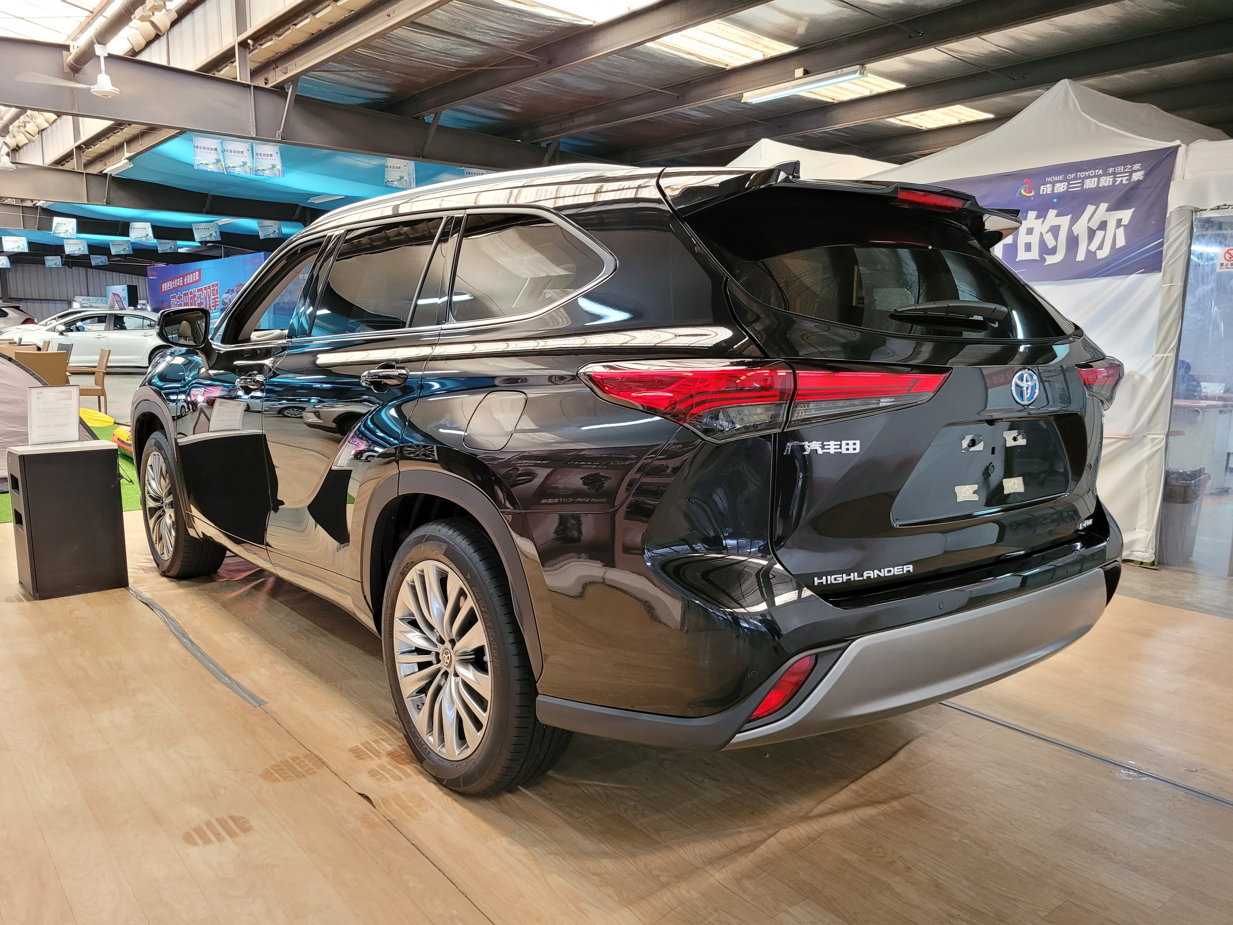 以前老汉兰达和现在汉兰达对比,新汉兰达空间尺寸直观图