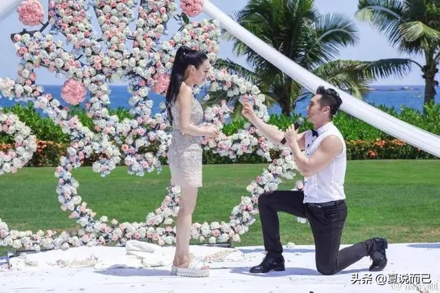 70岁罗文导演病逝，他电影里的女主钟丽缇，关之琳，今何在？