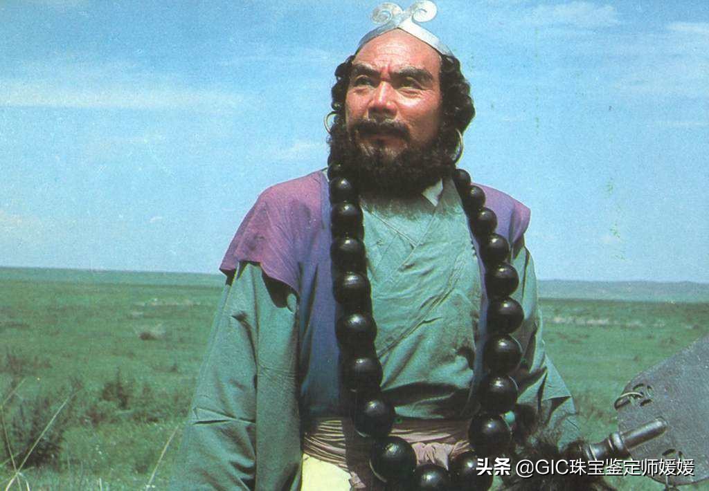 瀹噷闈㈢殑鐞夌拑,瀹笢浣滃搧