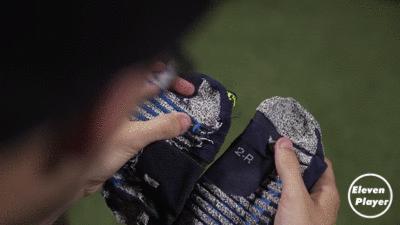 新买的足球鞋磨脚后跟有什么妙招,如何让足球鞋不磨脚