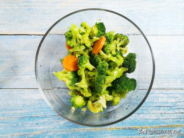 米饭做寿司的简单教程,用米饭做寿司教程家常