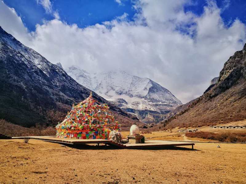 几月去稻城亚丁比较好,几月去稻城亚丁好看