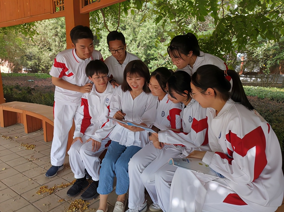 连续两年高考状元,人大附中分校高考喜报2018