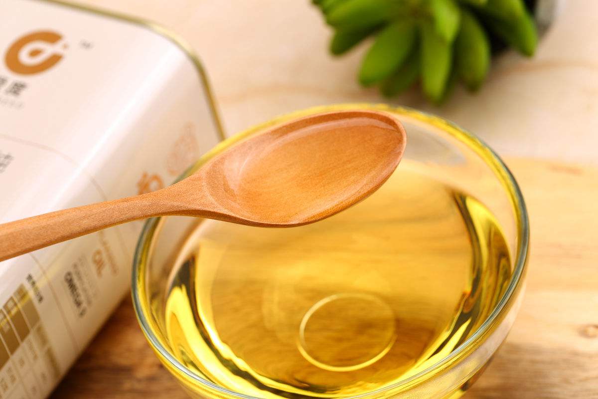 自榨油和超市油哪个安全,桶装油和自榨油哪个好