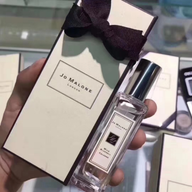 你迷人的香水味,你那该死的香水味