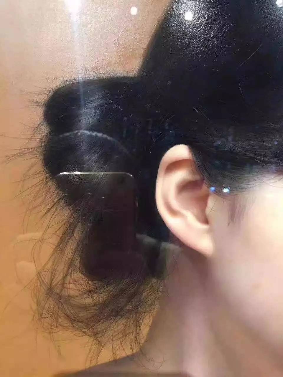 现代画家一幅画卖多少钱,上百张照片组成的画拍卖天价