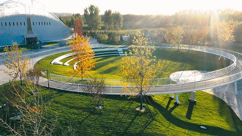 绗涗笢鑷诲搧浜戞箹鍗侀噷,绗涗笢鑷诲搧