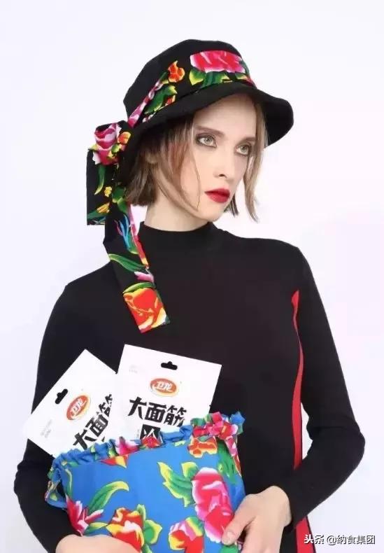 卫龙辣条争议型文案,卫龙谈辣条中现异物